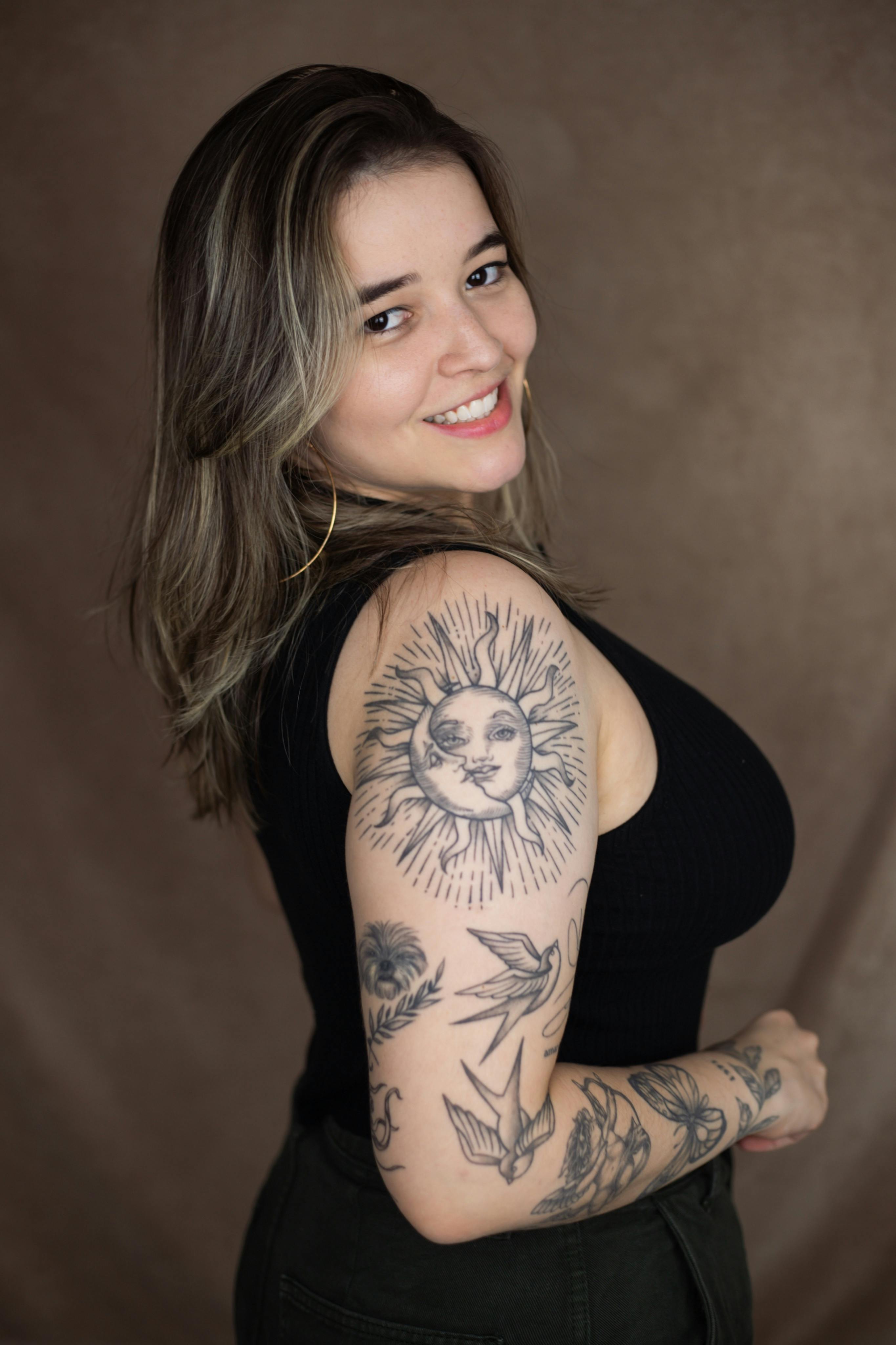 剪辑与包装氛围图